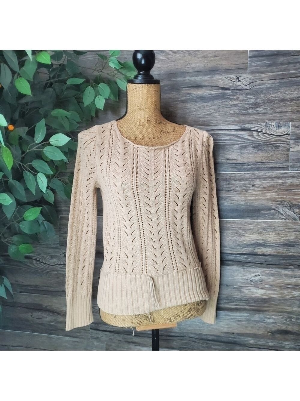New York & Company Tan Cable Knit Pullover Sweater Women's Medium *
